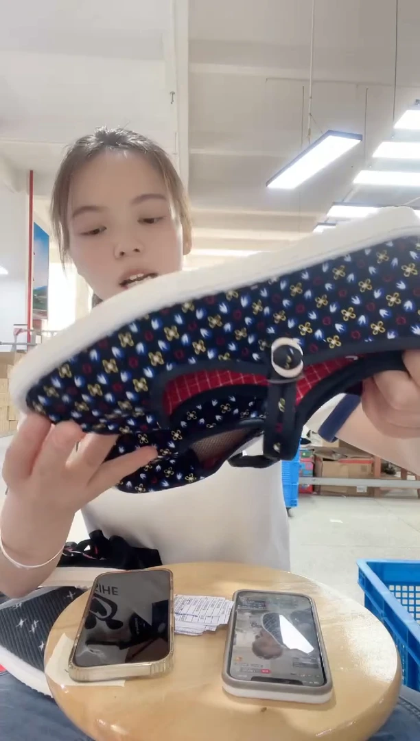 何航清仓款 小兰花37码 6#