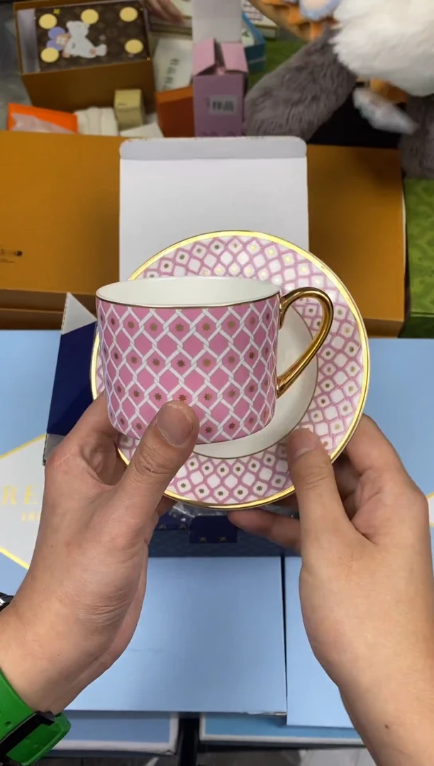 瓷片手工商品，没有品牌