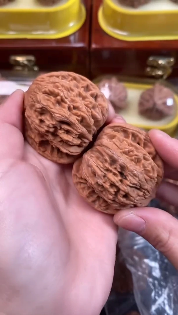 把件文玩核桃虎头45尺Q936