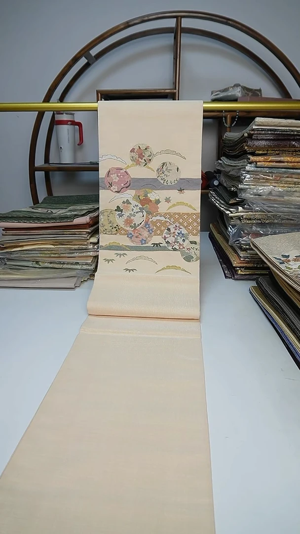 织绣60两通缂丝缂丝