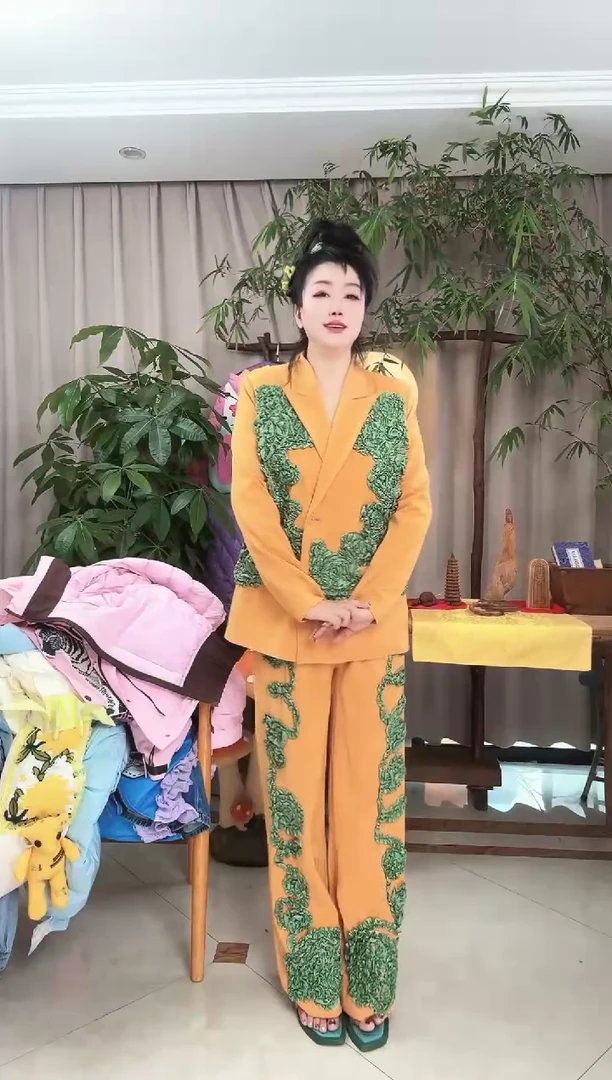£***つ黄色套装11111111111111111