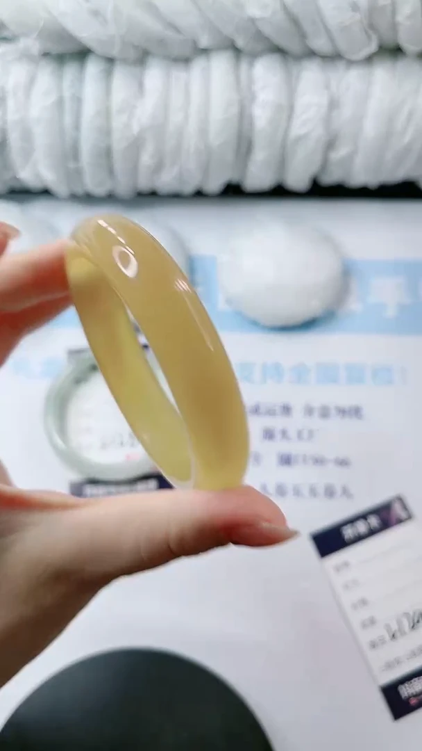 【闪购商品】石英质玉手镯未镶嵌多样性发货L129