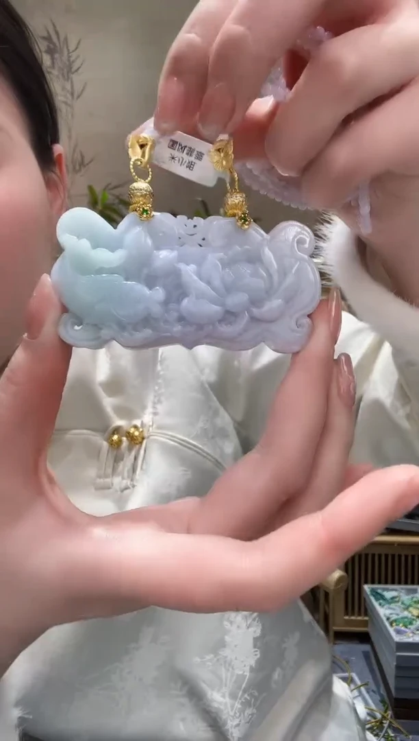 【闪购商品】翡翠颈饰未镶嵌吊坠