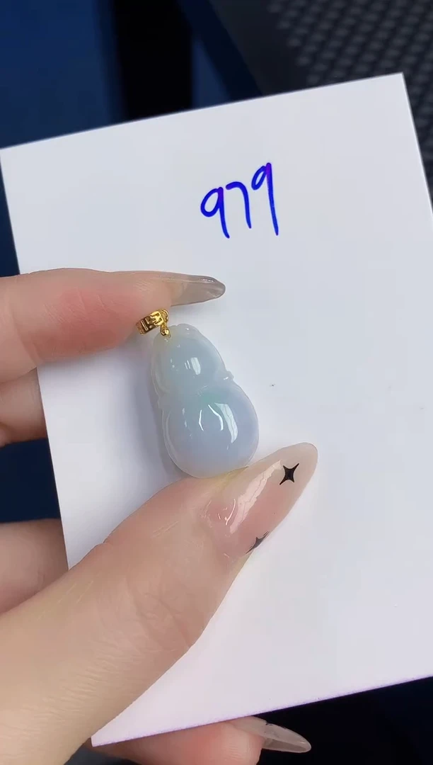 颈饰未镶嵌翡翠缅甸天然翡翠A货