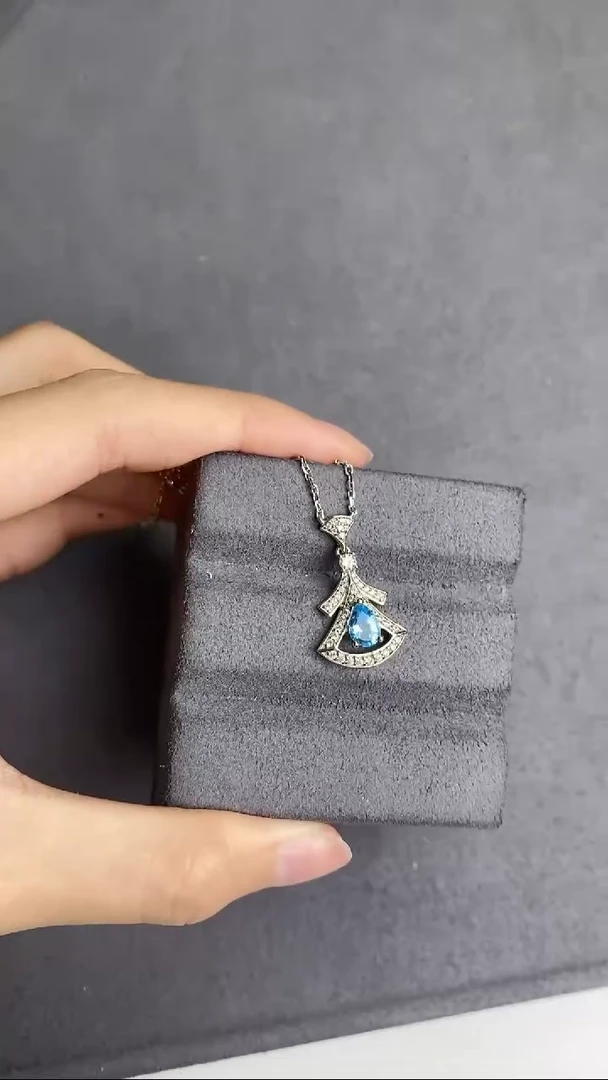 【闪购商品】托帕石吊坠(赠链)银S925镶嵌----------