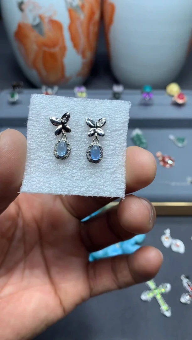 【闪购商品】海蓝宝石耳钉未镶嵌W63（随机性发货只发一单）