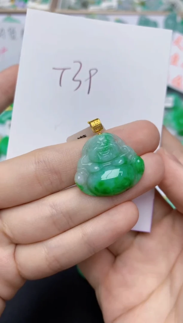翡翠18K金镶嵌颈饰天然缅甸翡翠A货
