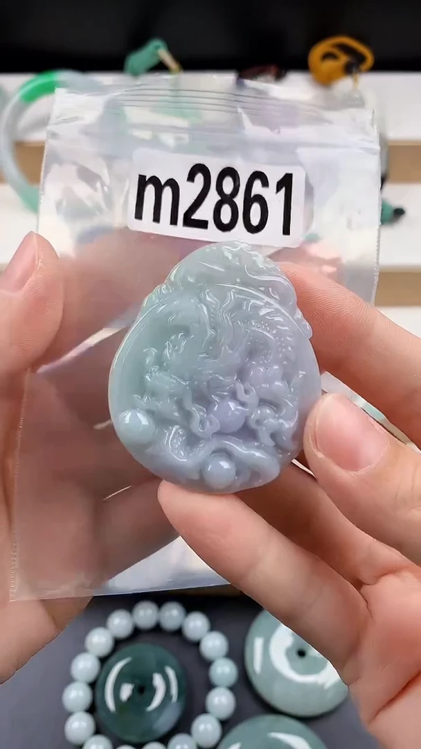 颈饰未镶嵌翡翠天然翡翠吊坠挂件