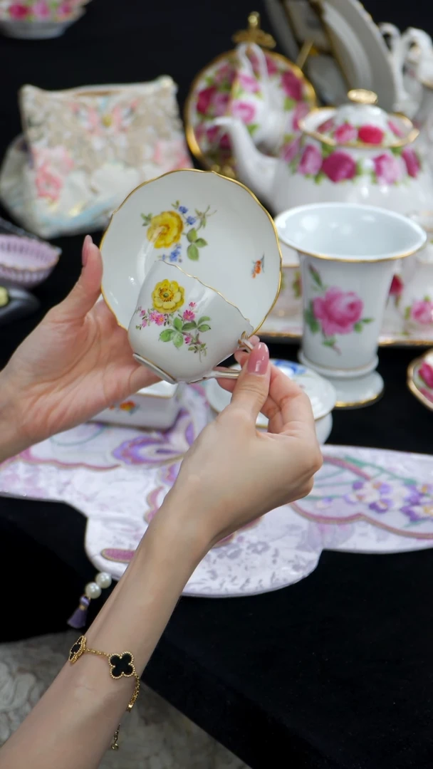 摆件米多家中古瓷器如图所示5354