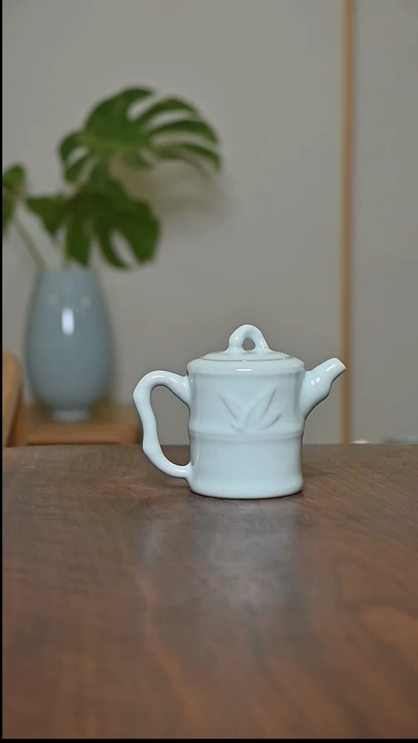 天青釉 手拉竹节壶 微瑕 朱家汝窑款