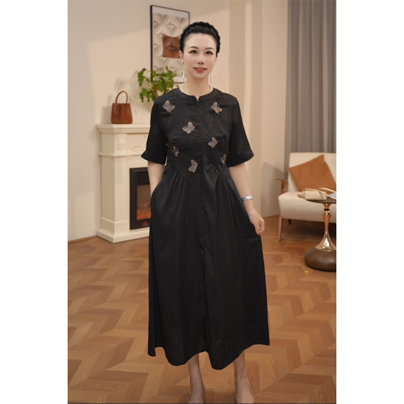 夏季连衣裙时尚赫本风显瘦轻奢蝴蝶刺绣连衣裙