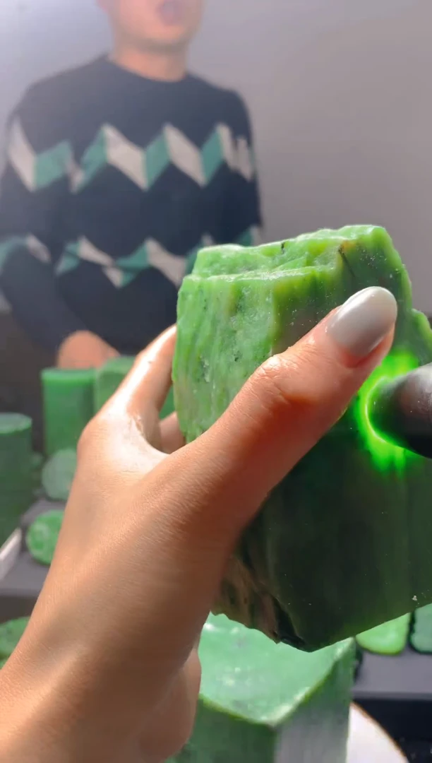 未镶嵌和田玉珠宝半成品1