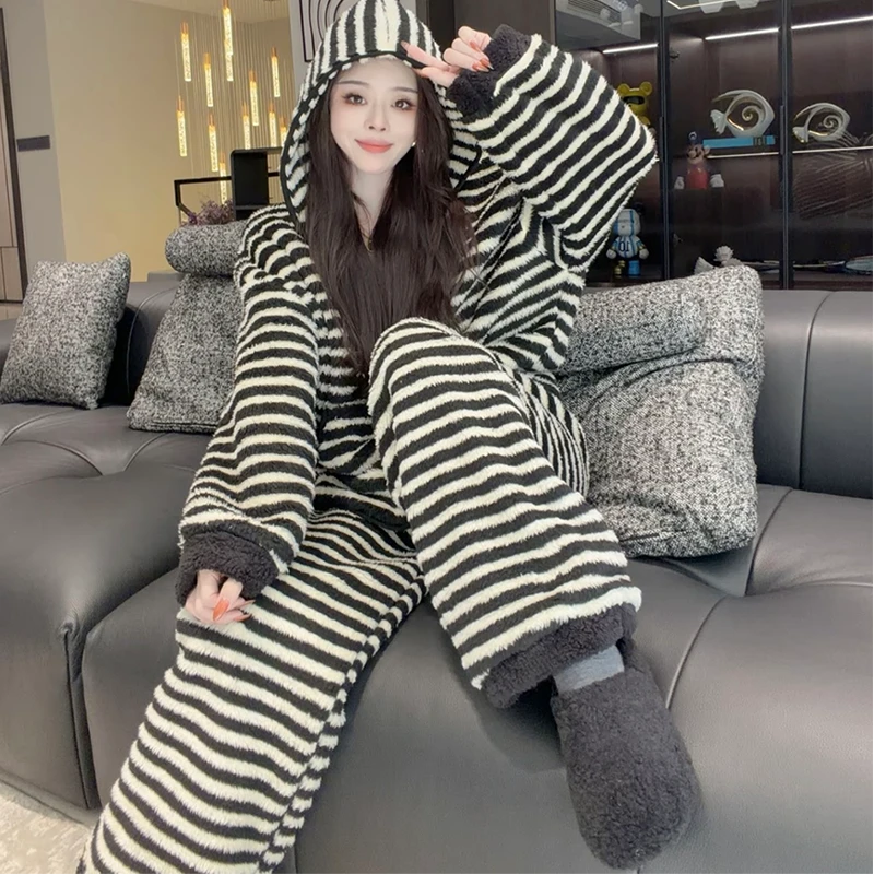 慵懒双面珊瑚绒睡衣女套装2025冬季新款加厚加绒毛绒家居服可外穿