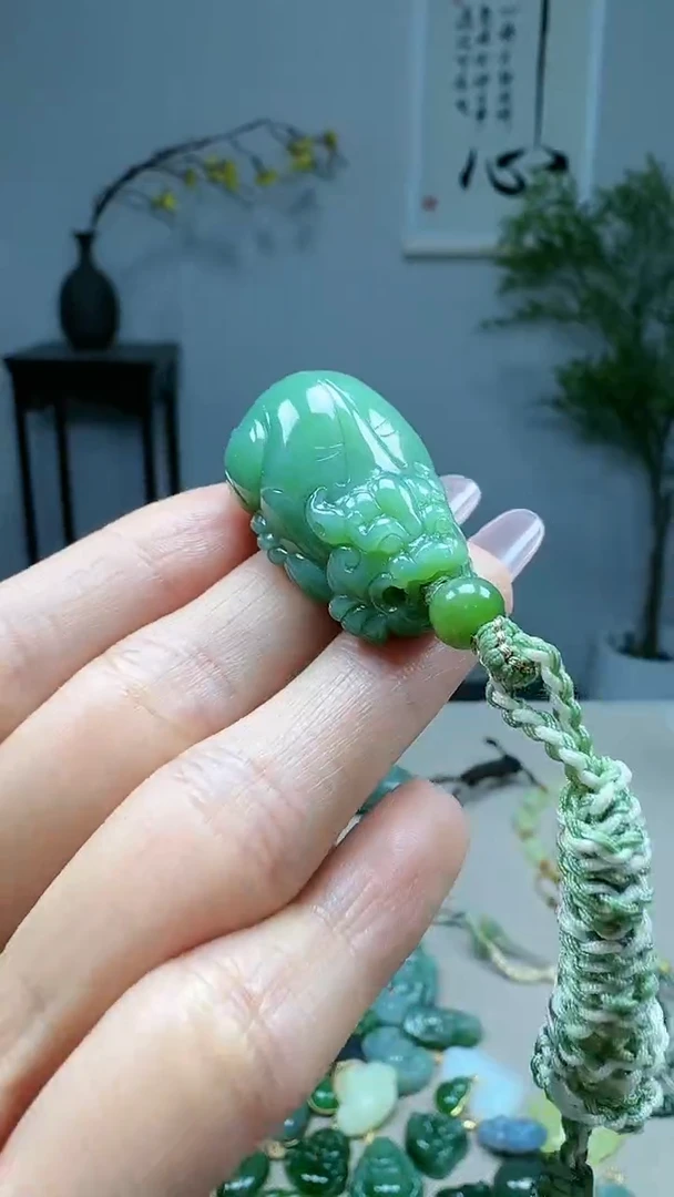 未镶嵌和田玉挂件1