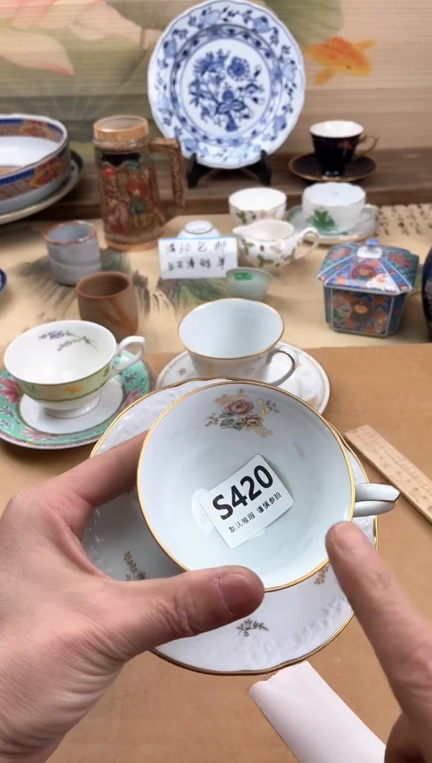 瓷片韩****ᰔ420
