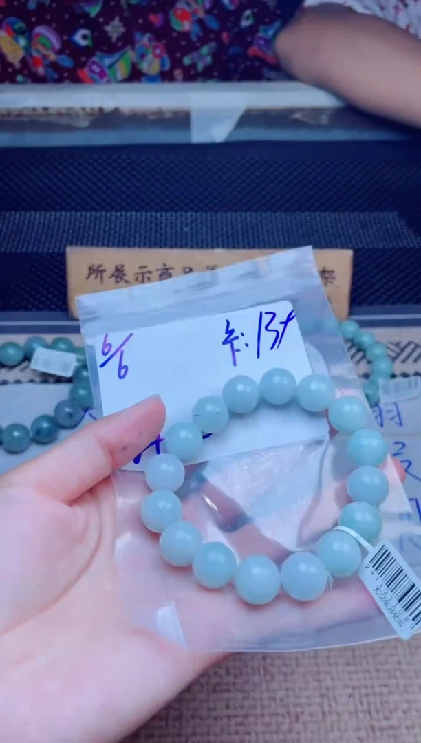 定制翡翠未镶嵌珠串多样性发货