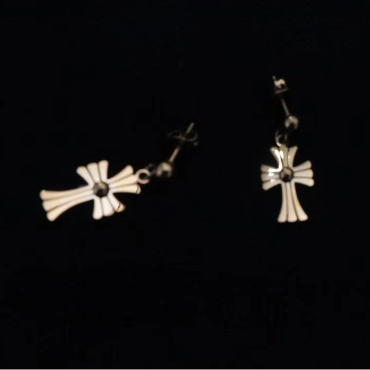 钛钢耳饰 92-65小朋克复古耳环金色均码欧美百搭时尚