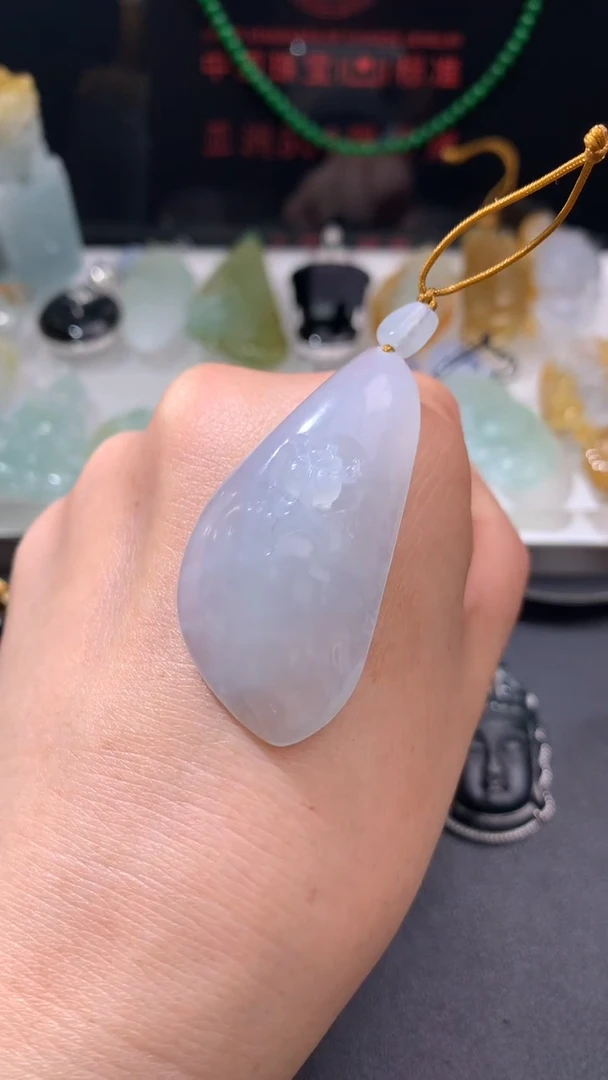 未镶嵌定制翡翠
