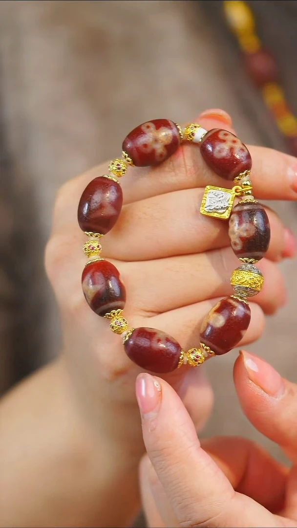 未镶嵌手串玛瑙/玉髓（覆膜）多样性发一