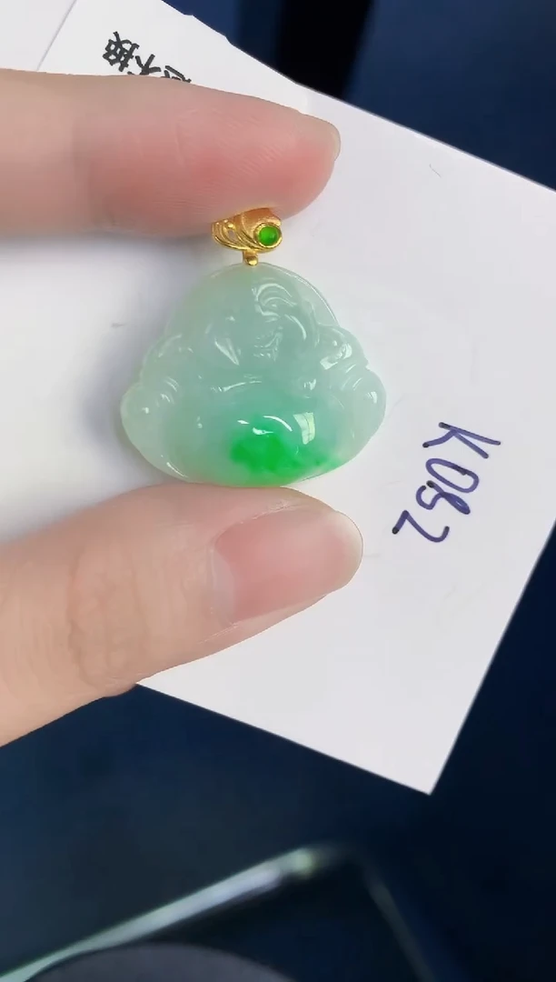 颈饰未镶嵌翡翠天然翡翠缅甸A货