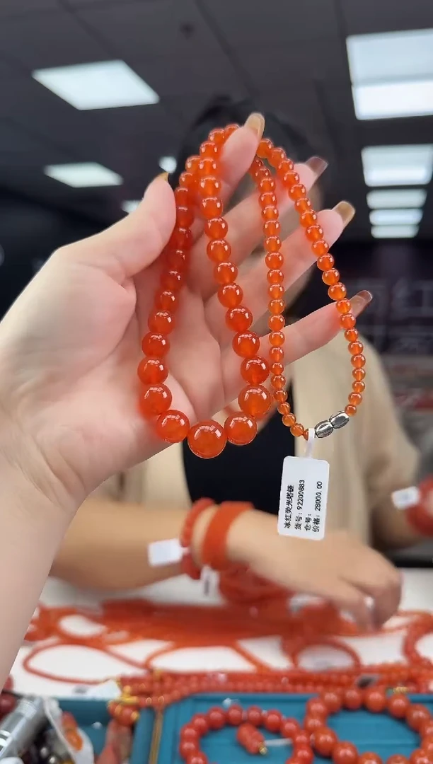 未镶嵌珠串南红玛瑙多样发其一/25091503800