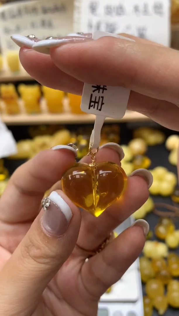 琥珀18K金镶嵌珠宝奇石033琥珀蜜蜡微瑕