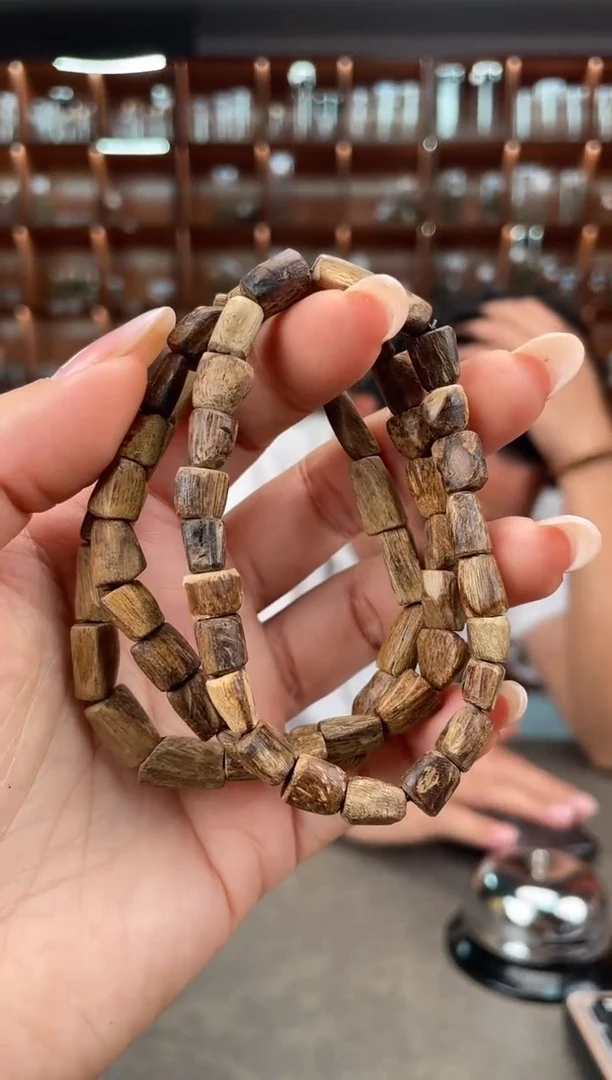 【闪购商品】沉香手串44号老惠安多样性发一条