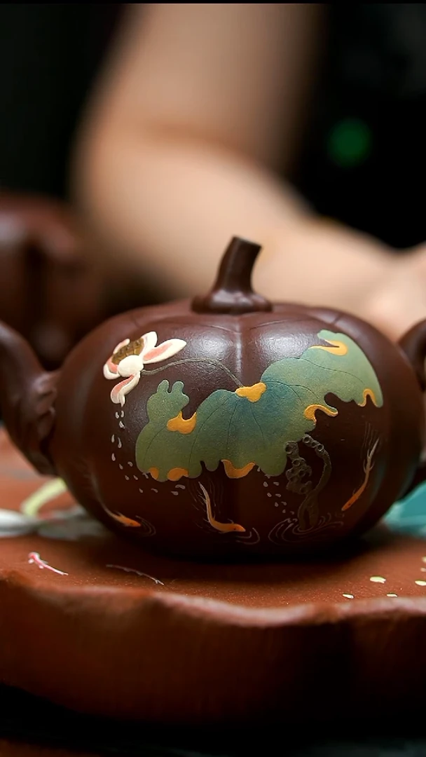 茶壶紫砂紫泥荷花壶+湿泡