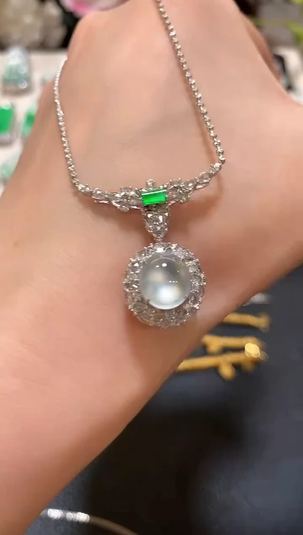 套链18K金镶嵌翡翠n81