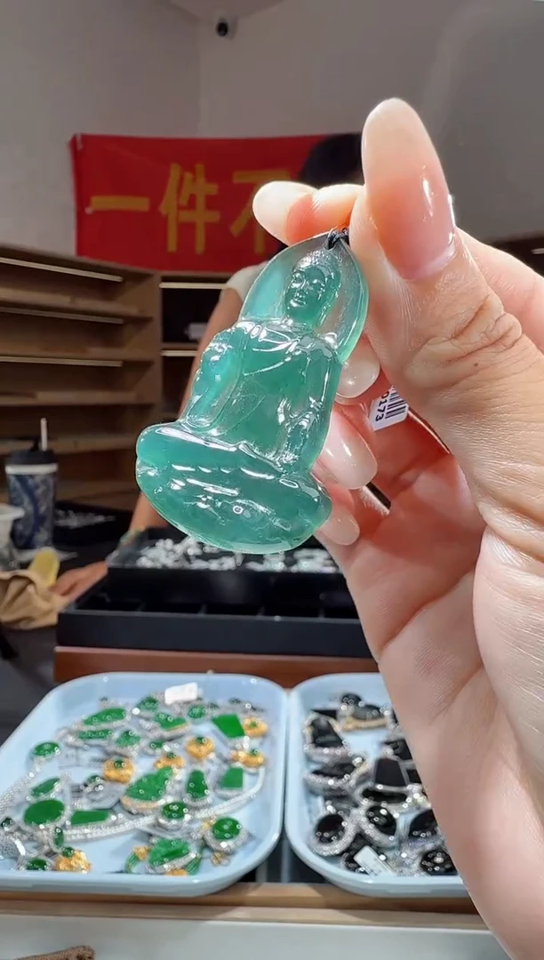 吊坠(不含链)未镶嵌翡翠阿弥陀佛（多样性发其一）