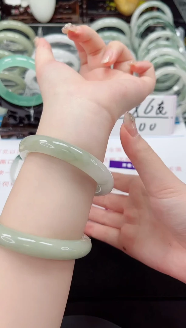 未镶嵌手镯石英质玉117-55/56