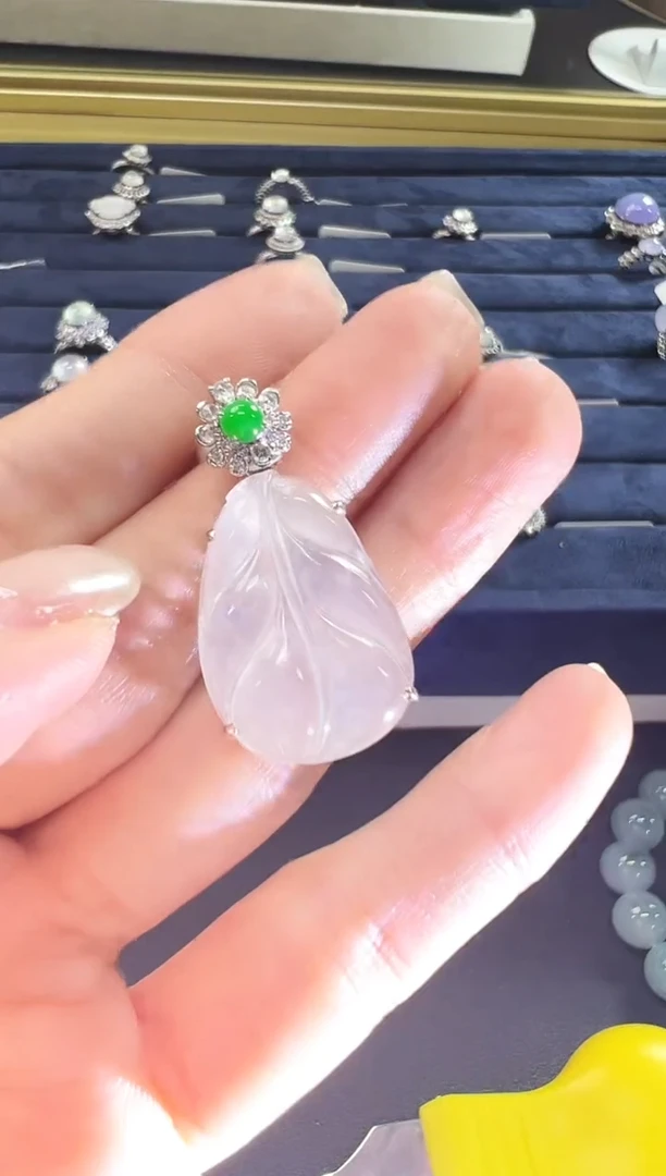 颈饰18K金镶嵌翡翠KYYC1206-018