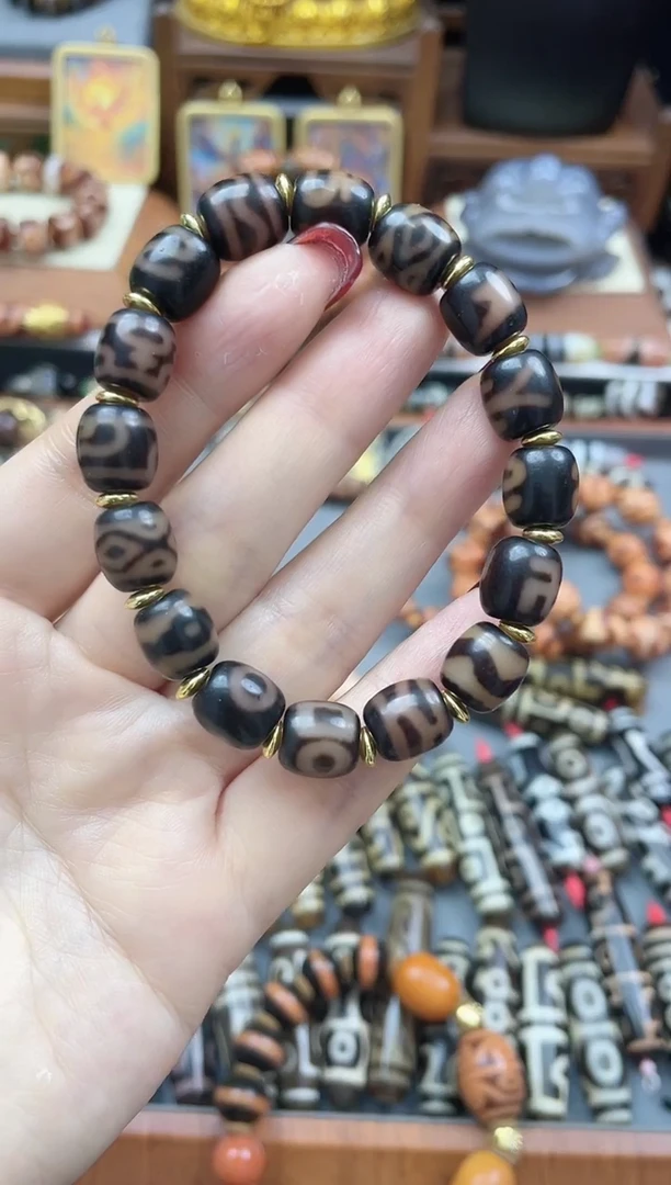 玛瑙/玉髓散珠黑金桶珠手串