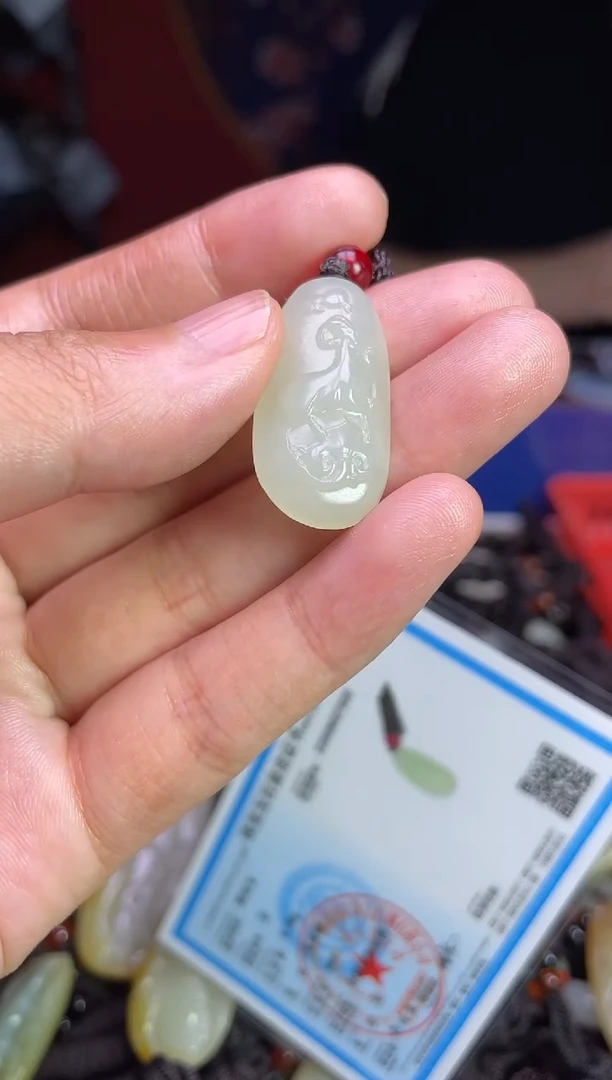 未镶嵌和田玉挂件1