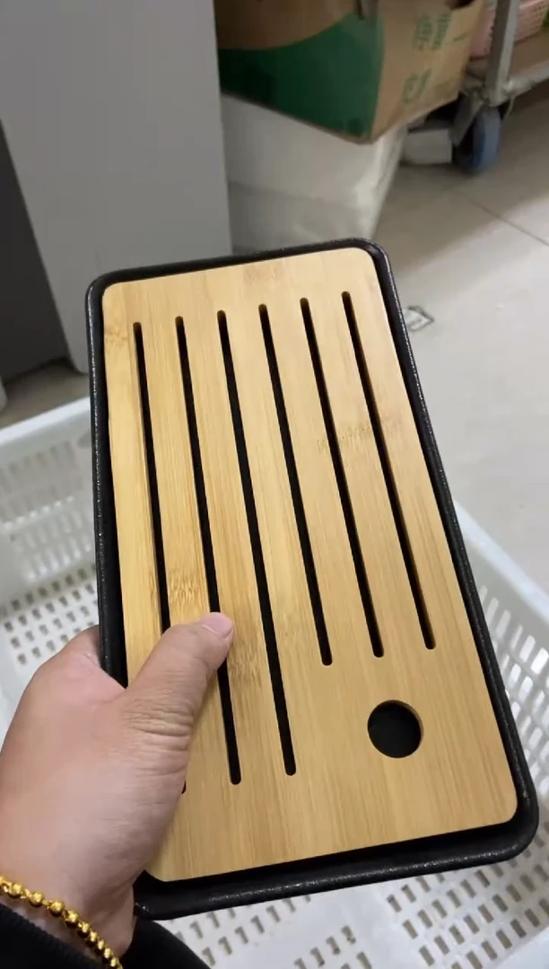 无运费险有瑕疵的摄影的产品有使用过的痕迹有点脏介意勿拍