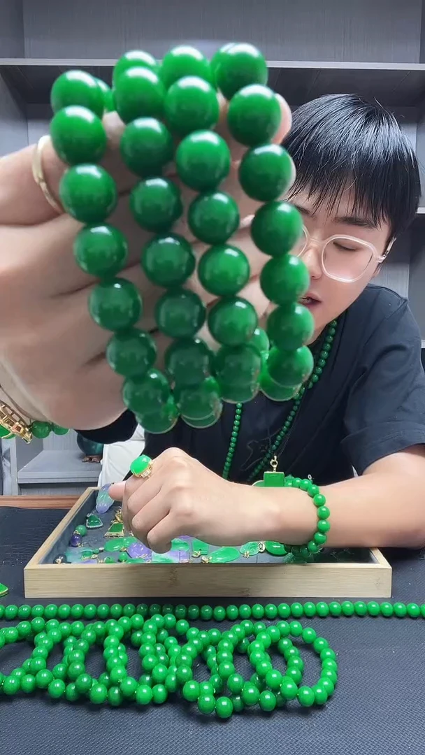 未镶嵌手链翡翠手链