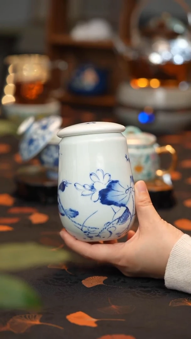 荷塘春色大茶叶罐