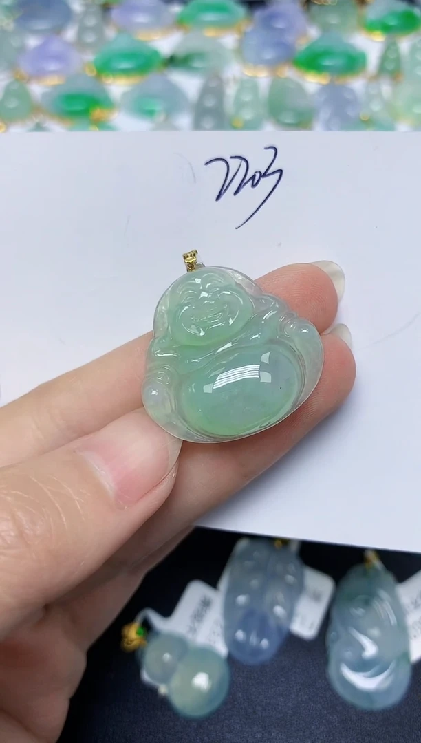 翡翠18K金镶嵌颈饰天然缅甸翡翠A货
