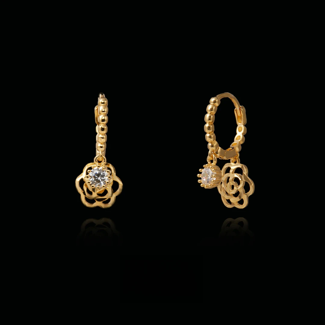 925银合成锆石耳饰 闪闪山茶花耳环