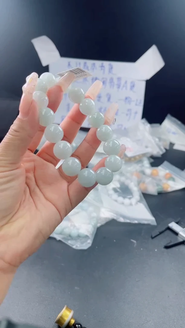 未镶嵌定制翡翠珠串