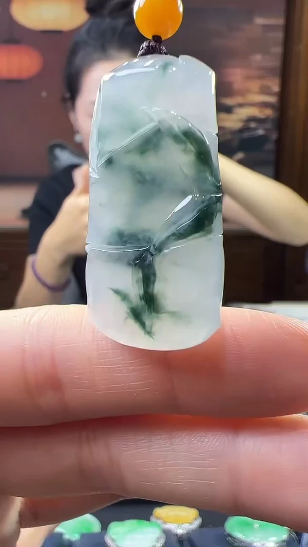 未镶嵌挂件翡翠竹节