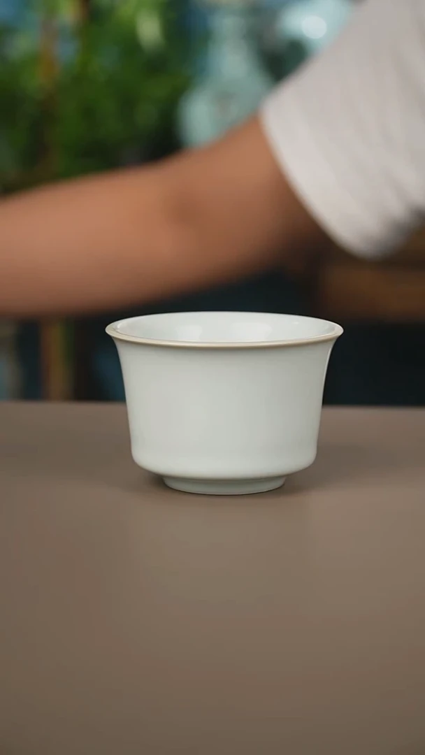月白马蹄杯一级奎奎