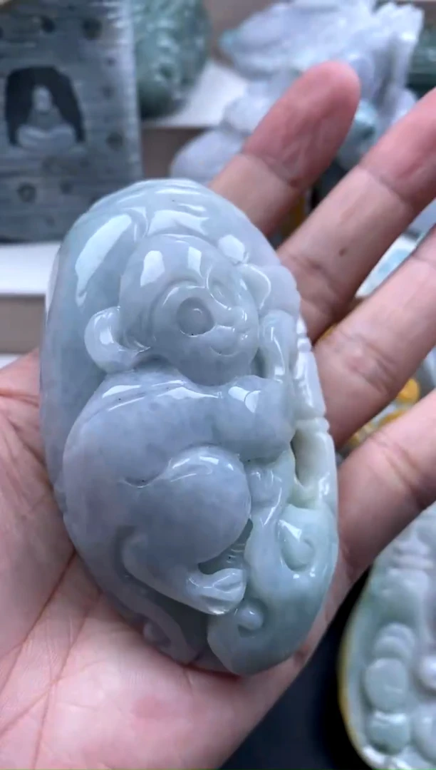 吊坠(不含链)未镶嵌翡翠1