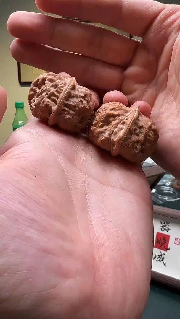 【闪购商品】文玩核桃把件38mm肚门头沟元宝文玩核桃一对 12号