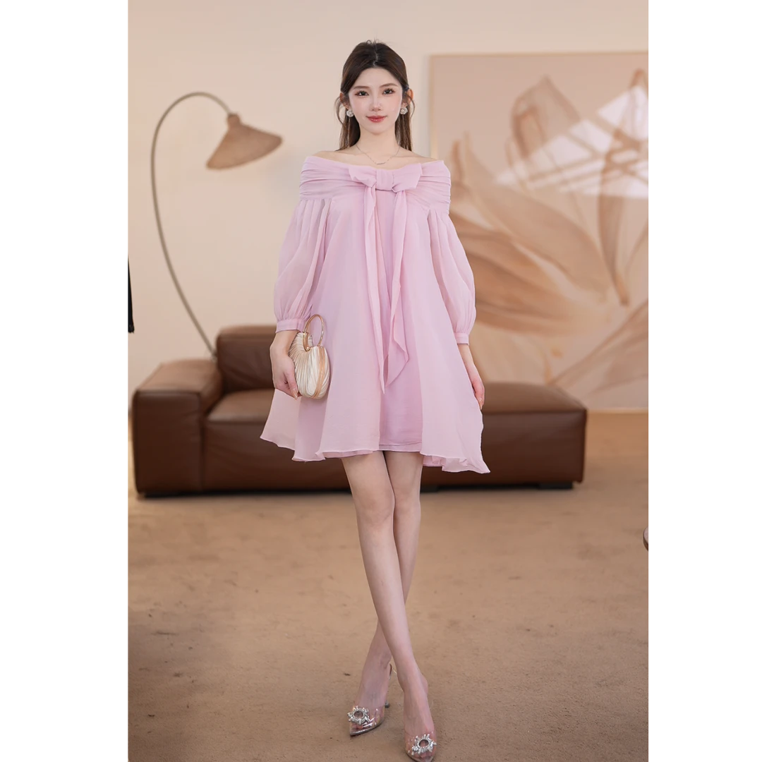 【王芯柔】一字肩露肩长袖衬衫女春宽松显瘦独特别致绝美H-8006