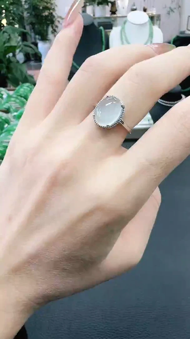 未镶嵌1石英质玉（非洲翠）/9092