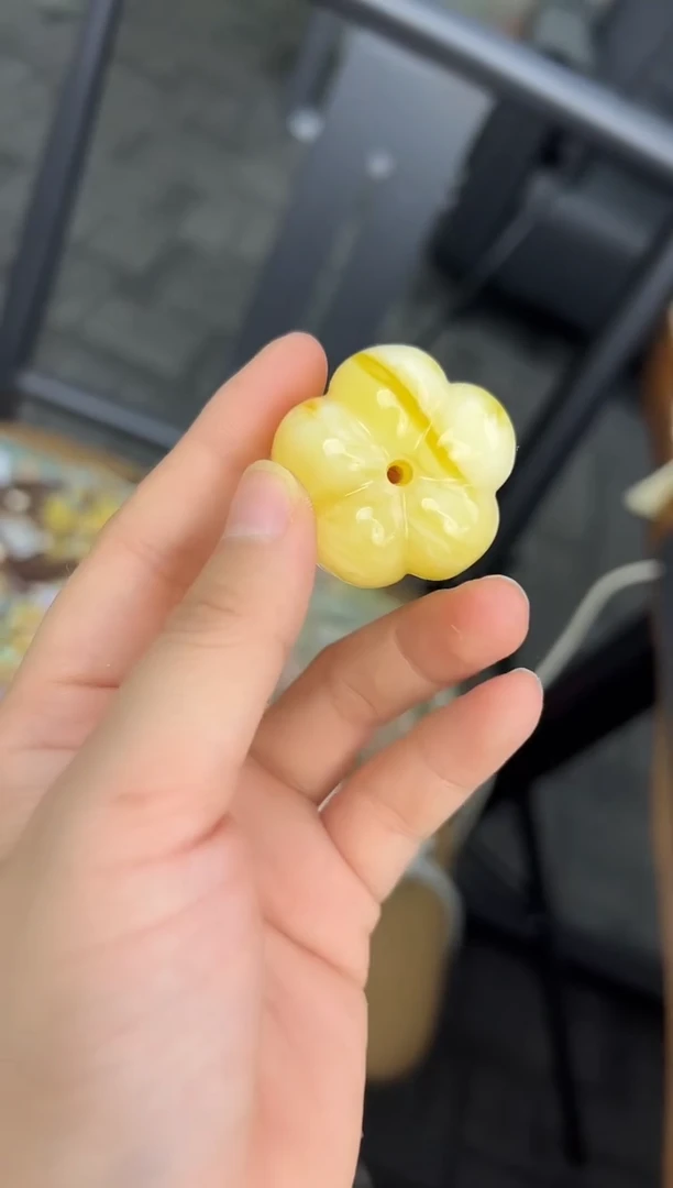 裸石琥珀未镶嵌琥珀蜜蜡吊坠