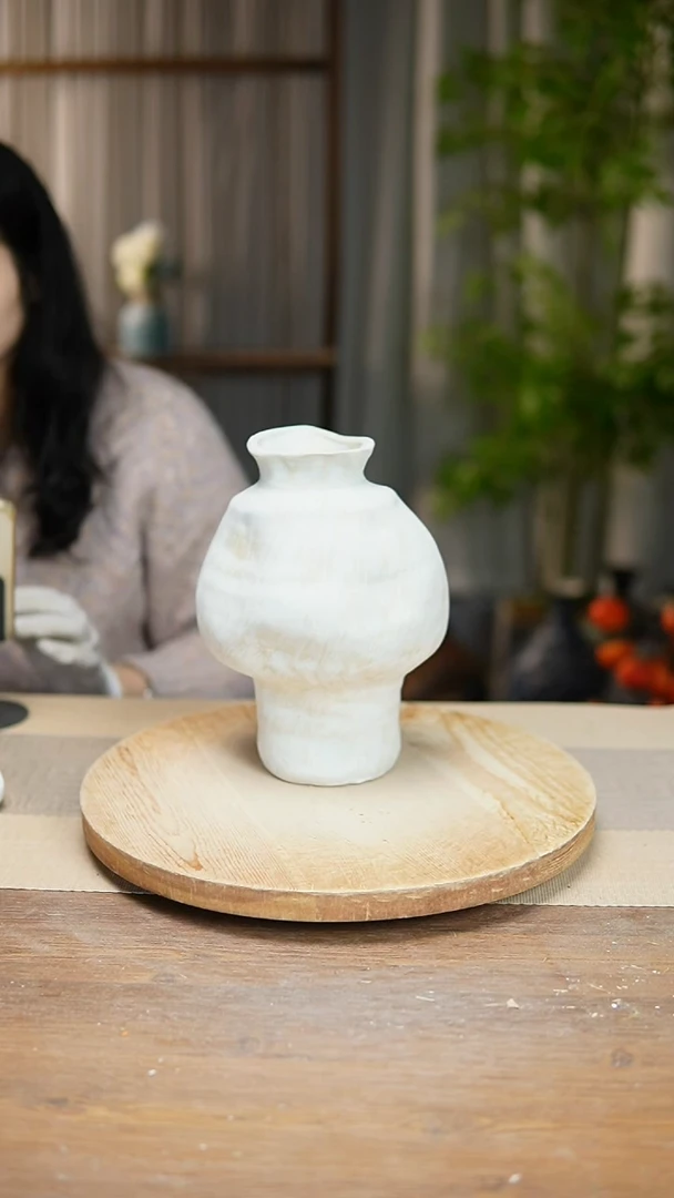 【闪购商品】陶瓷  花器陶瓷花瓶手捏瓶004瑕疵