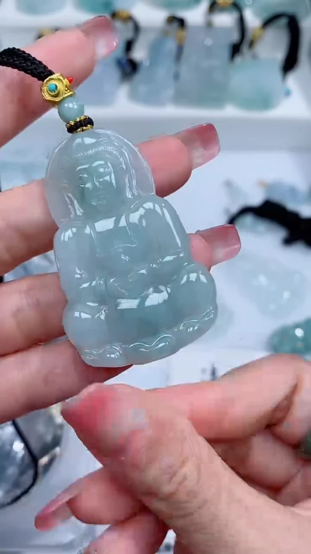 翡翠未镶嵌颈饰吊坠