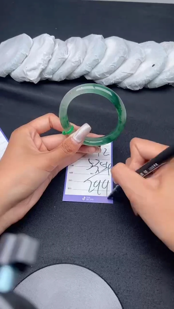 石英质玉（非洲翠）手镯未镶嵌非洲翠拍一发一12